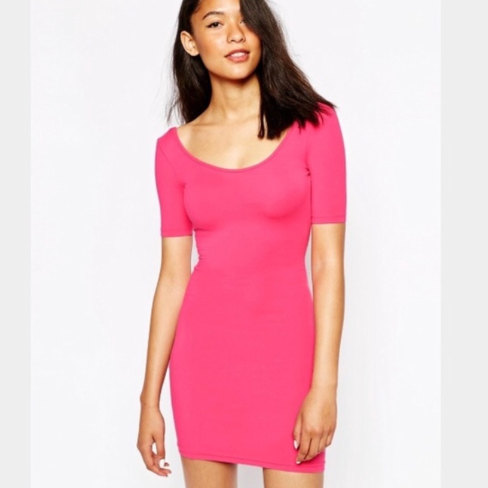 Brand new AA dress. Rare color